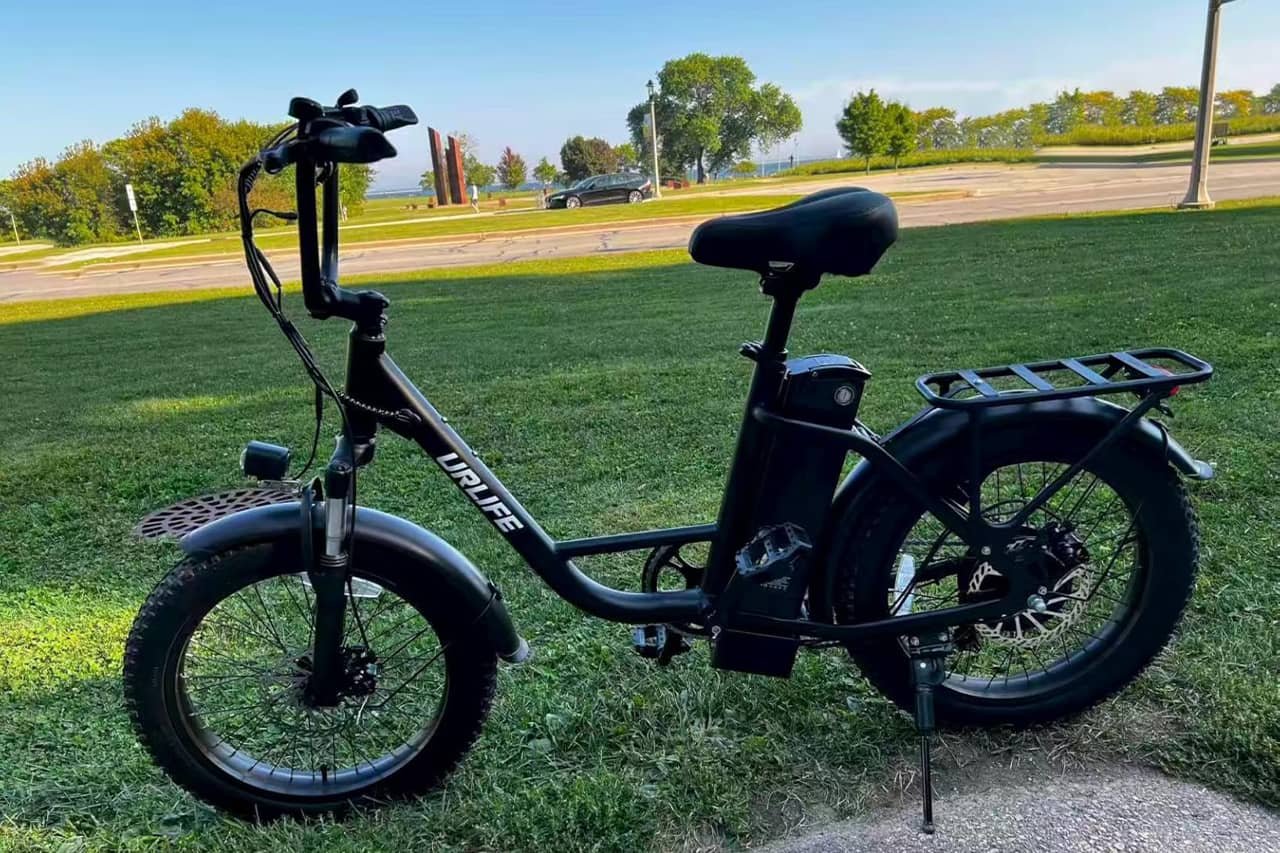 URLIFE E20 Electric Bike Review: Compact 20" Fat-Tire All-Terrain Workhorse