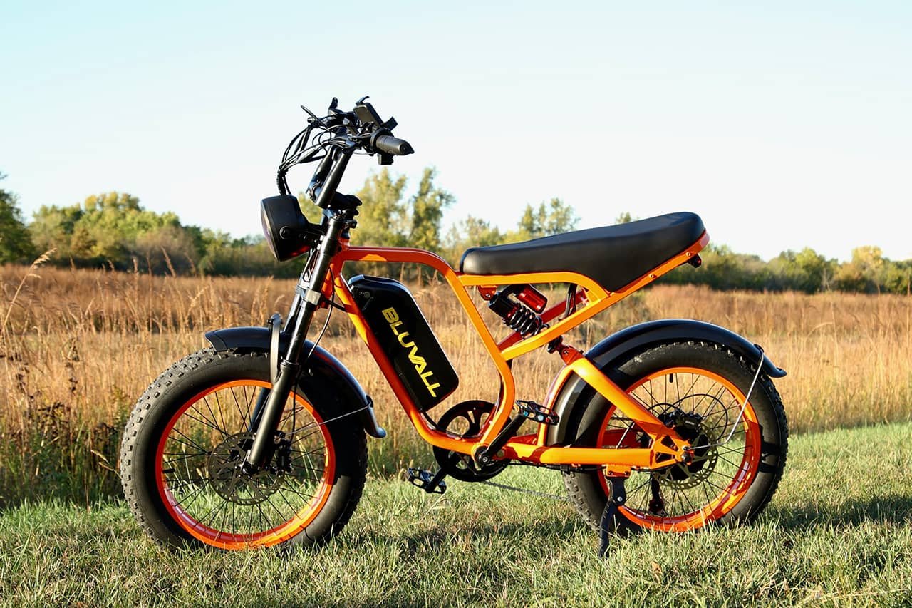 Comfort Meets Speed: Riding the Bluvall SU8 Full-Suspension eBike